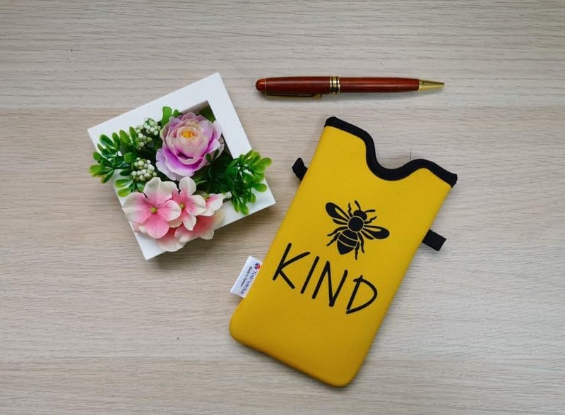Tainada Men Women Neoprene Phone Sleeve Pouch Case Bag with Crossbody Strap/Neck Lanyard for iPhone 17/16/15 Pro Max, Air, 16/15 Plus, 16e, Samsung S25, A56, Google Pixel 10 (Be Kind Bee) - Image 3